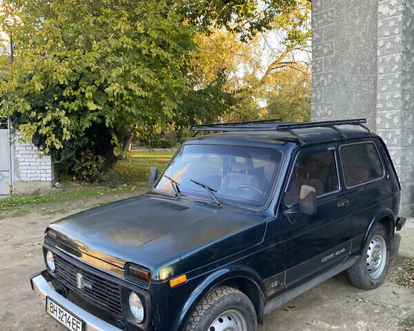 Зеленый ВАЗ 21213 Niva, объемом двигателя 1.69 л и пробегом 100 тыс. км за 2500 $, фото 1 на Automoto.ua