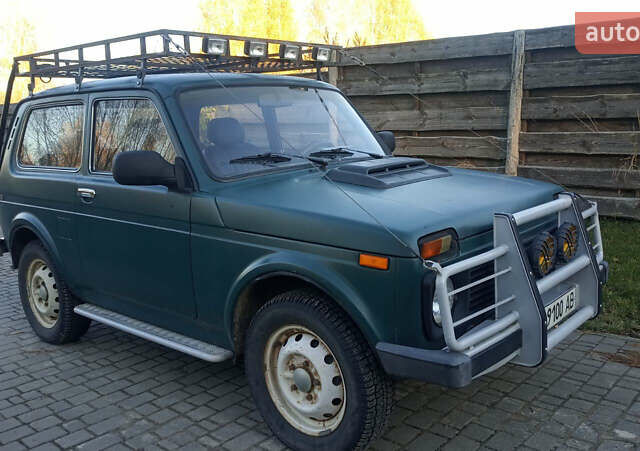 Зеленый ВАЗ 21213 Niva, объемом двигателя 1.7 л и пробегом 150 тыс. км за 3700 $, фото 1 на Automoto.ua