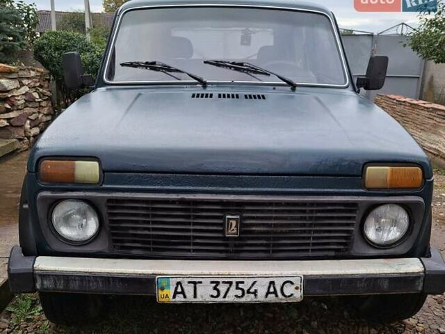 Зеленый ВАЗ 21213 Niva, объемом двигателя 1.7 л и пробегом 231 тыс. км за 3500 $, фото 1 на Automoto.ua