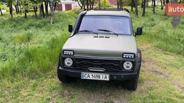 Зеленый ВАЗ 21213 Niva, объемом двигателя 1.7 л и пробегом 79 тыс. км за 4500 $, фото 1 на Automoto.ua