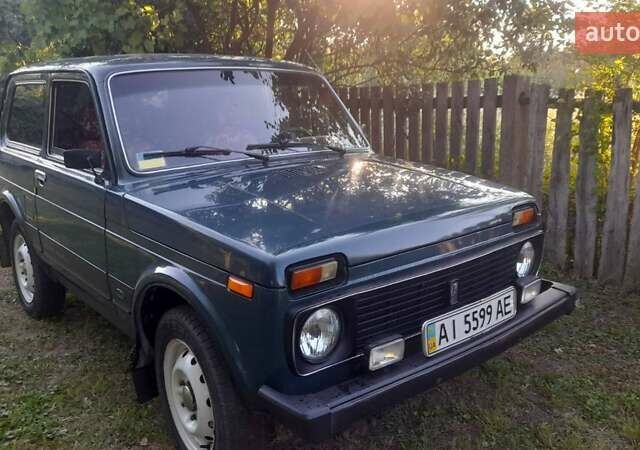 Зеленый ВАЗ 21213 Niva, объемом двигателя 1.7 л и пробегом 150 тыс. км за 3200 $, фото 1 на Automoto.ua
