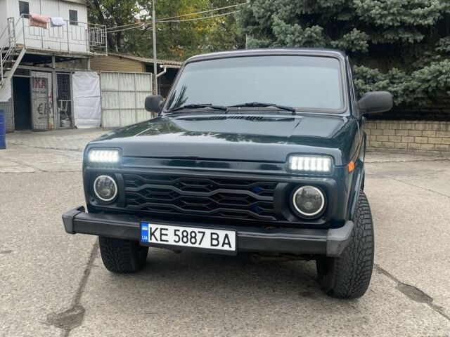 Зеленый ВАЗ 21213 Niva, объемом двигателя 1.7 л и пробегом 200 тыс. км за 4000 $, фото 1 на Automoto.ua