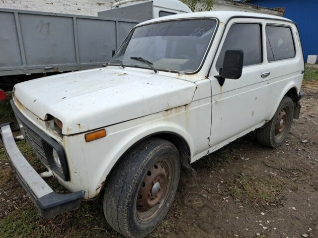 ВАЗ 21214 2007 в Каменце-Подольском на Automoto.ua Белый ВАЗ 21214, объемом двигателя 0 л и пробегом 300 тыс. км за 2141 $, фото 1 на Automoto.ua