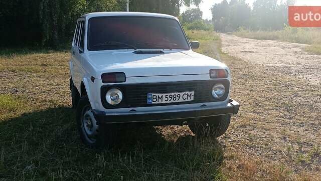 Белый ВАЗ 21214, объемом двигателя 1.7 л и пробегом 166 тыс. км за 3300 $, фото 1 на Automoto.ua
