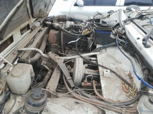 Белый ВАЗ 21214, объемом двигателя 1.7 л и пробегом 120 тыс. км за 1600 $, фото 1 на Automoto.ua