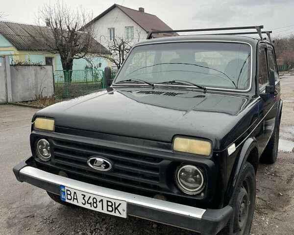 Черный ВАЗ 21214, объемом двигателя 1.7 л и пробегом 100 тыс. км за 2600 $, фото 1 на Automoto.ua