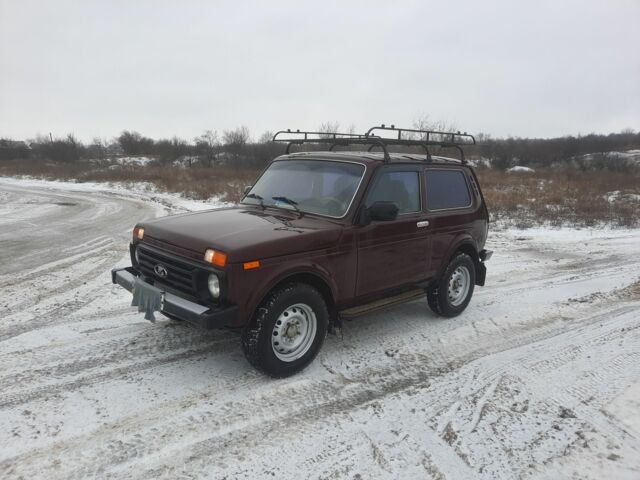 Червоний ВАЗ 21214, об'ємом двигуна 1.7 л та пробігом 99 тис. км за 3700 $, фото 1 на Automoto.ua