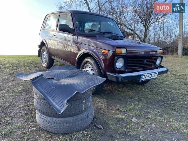 Червоний ВАЗ 21214, об'ємом двигуна 1.69 л та пробігом 45 тис. км за 5100 $, фото 1 на Automoto.ua