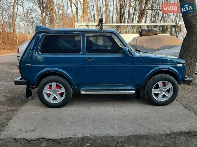 ВАЗ 21214, объемом двигателя 1.69 л и пробегом 19 тыс. км за 10500 $, фото 1 на Automoto.ua