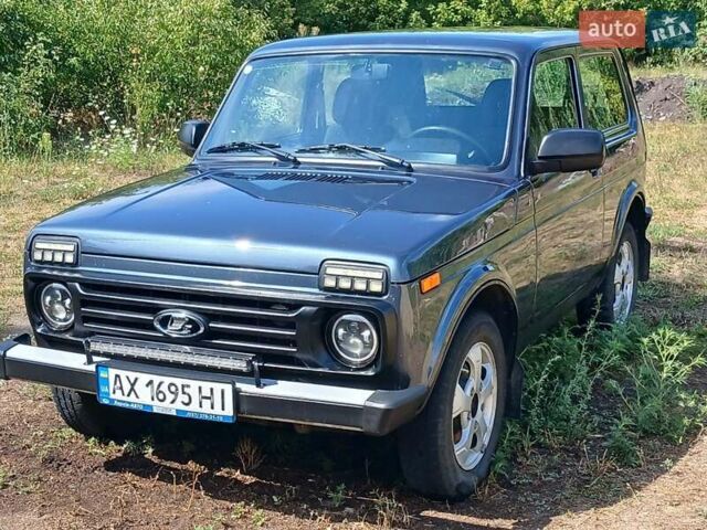 ВАЗ 21214, объемом двигателя 1.69 л и пробегом 53 тыс. км за 10000 $, фото 1 на Automoto.ua