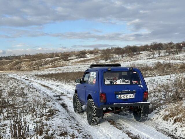 Синій ВАЗ 21214, об'ємом двигуна 1.7 л та пробігом 3 тис. км за 5500 $, фото 1 на Automoto.ua
