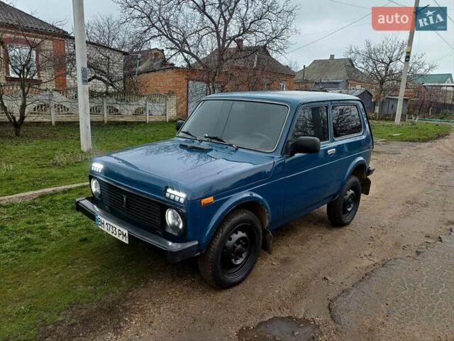 Синий ВАЗ 21214, объемом двигателя 1.7 л и пробегом 186 тыс. км за 3200 $, фото 1 на Automoto.ua