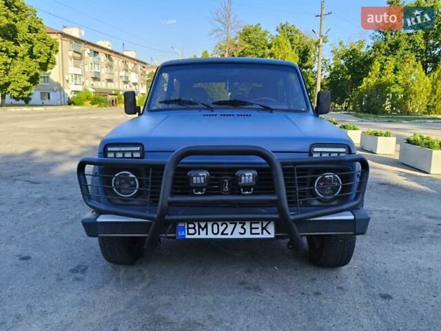 Синій ВАЗ 21214, об'ємом двигуна 1.7 л та пробігом 106 тис. км за 5600 $, фото 1 на Automoto.ua