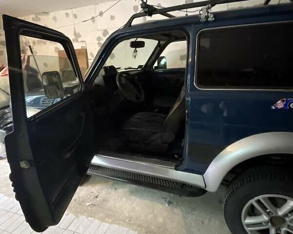 Синий ВАЗ 21214, объемом двигателя 1.7 л и пробегом 78 тыс. км за 5500 $, фото 1 на Automoto.ua