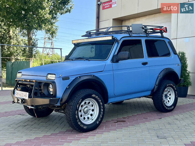 Синий ВАЗ 21214, объемом двигателя 1.7 л и пробегом 172 тыс. км за 5000 $, фото 1 на Automoto.ua