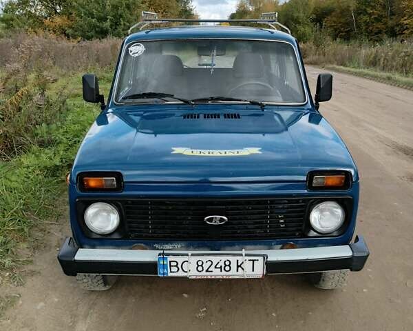Синий ВАЗ 21214, объемом двигателя 1.7 л и пробегом 88 тыс. км за 4000 $, фото 1 на Automoto.ua
