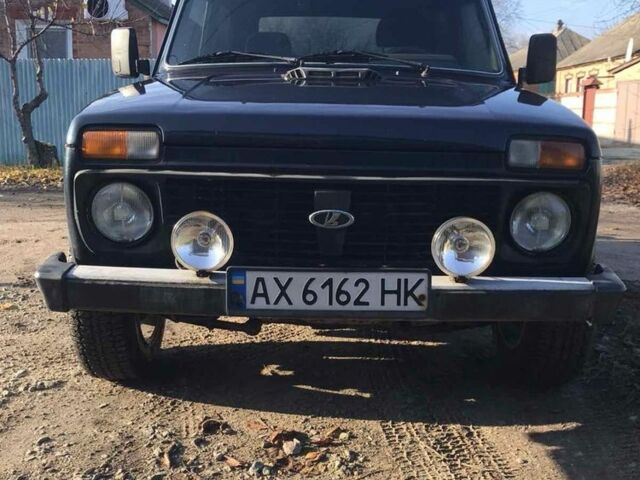 Синий ВАЗ 21214, объемом двигателя 1.7 л и пробегом 127 тыс. км за 5000 $, фото 1 на Automoto.ua