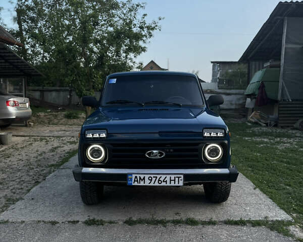 Синій ВАЗ 21214, об'ємом двигуна 1.69 л та пробігом 235 тис. км за 5200 $, фото 1 на Automoto.ua