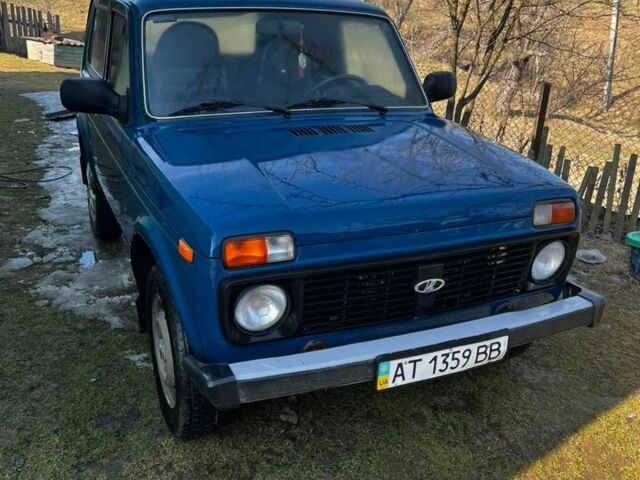 Синий ВАЗ 21214, объемом двигателя 1.69 л и пробегом 22 тыс. км за 4300 $, фото 1 на Automoto.ua