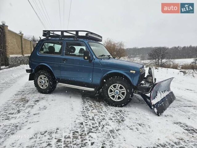 Синий ВАЗ 21214, объемом двигателя 1.7 л и пробегом 104 тыс. км за 7000 $, фото 1 на Automoto.ua