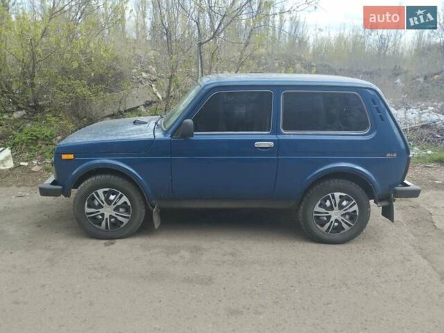 Синій ВАЗ 21214, об'ємом двигуна 0 л та пробігом 118 тис. км за 5500 $, фото 1 на Automoto.ua