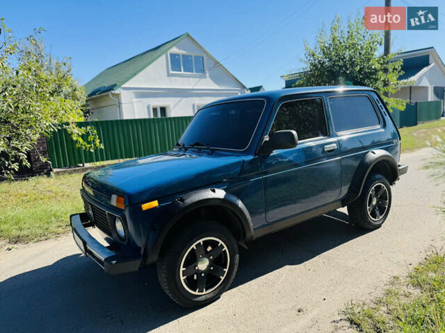 Синий ВАЗ 21214, объемом двигателя 1.7 л и пробегом 57 тыс. км за 5300 $, фото 1 на Automoto.ua
