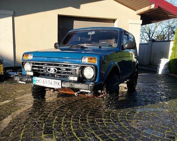 Синій ВАЗ 21214, об'ємом двигуна 1.69 л та пробігом 150 тис. км за 3800 $, фото 1 на Automoto.ua