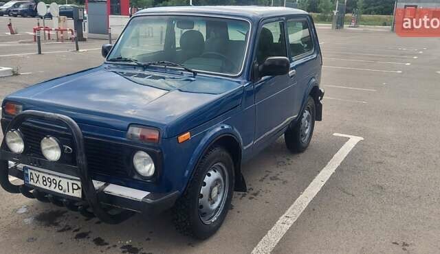 Синій ВАЗ 21214, об'ємом двигуна 1.7 л та пробігом 215 тис. км за 5700 $, фото 1 на Automoto.ua