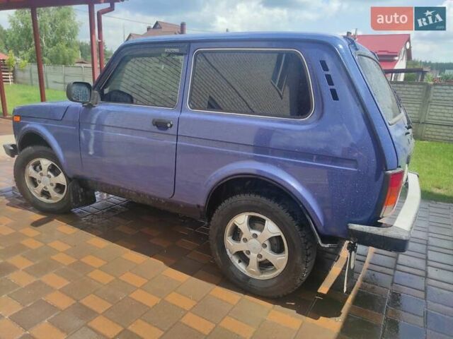 Синій ВАЗ 21214, об'ємом двигуна 1.7 л та пробігом 91 тис. км за 7000 $, фото 1 на Automoto.ua