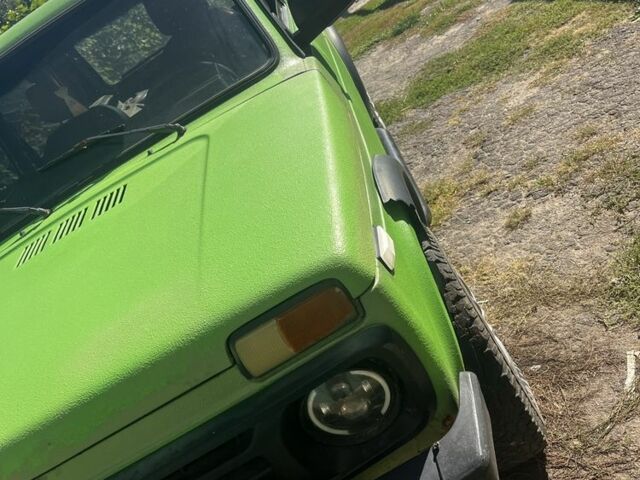 Зелений ВАЗ 21214, об'ємом двигуна 1.7 л та пробігом 160 тис. км за 2800 $, фото 1 на Automoto.ua