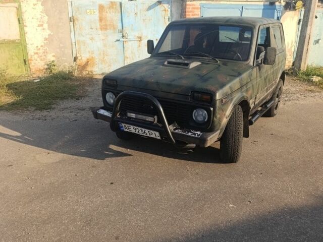 Зеленый ВАЗ 21214, объемом двигателя 1 л и пробегом 1 тыс. км за 1800 $, фото 1 на Automoto.ua