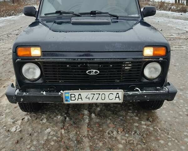 ВАЗ 21214 2014 в Ольшанка на Automoto.ua Зеленый ВАЗ 21214, объемом двигателя 1.7 л и пробегом 210 тыс. км за 5200 $, фото 1 на Automoto.ua