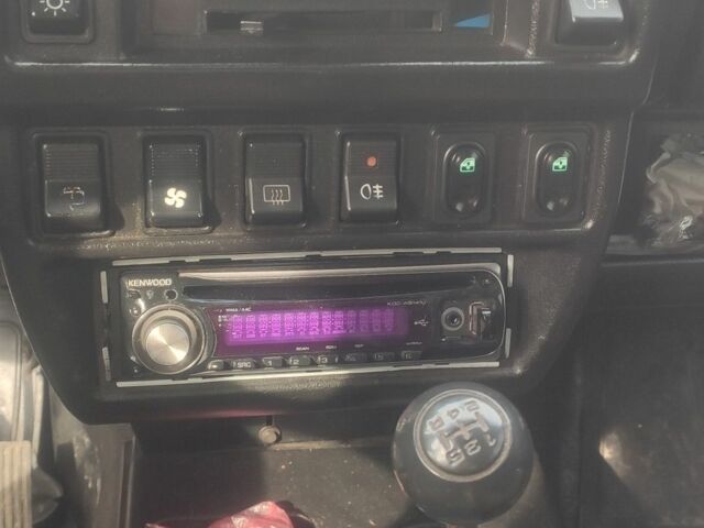 Зеленый ВАЗ 21214, объемом двигателя 1.7 л и пробегом 32 тыс. км за 3000 $, фото 1 на Automoto.ua