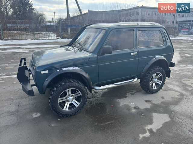 Зелений ВАЗ 21214, об'ємом двигуна 1.7 л та пробігом 90 тис. км за 4350 $, фото 1 на Automoto.ua