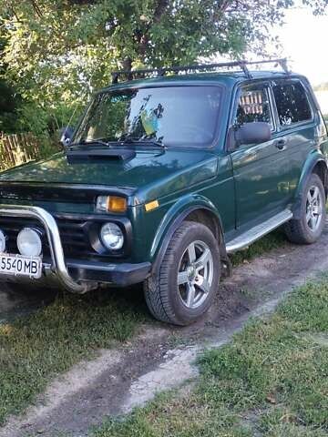 Зеленый ВАЗ 21214, объемом двигателя 1.7 л и пробегом 174 тыс. км за 3400 $, фото 1 на Automoto.ua