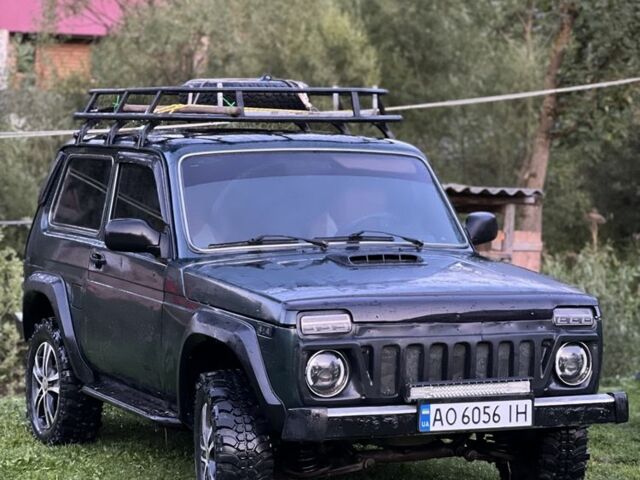 Зеленый ВАЗ 21214, объемом двигателя 1.7 л и пробегом 212 тыс. км за 3200 $, фото 1 на Automoto.ua