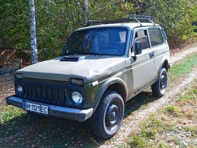 Зеленый ВАЗ 21214, объемом двигателя 1.7 л и пробегом 240 тыс. км за 1000 $, фото 1 на Automoto.ua