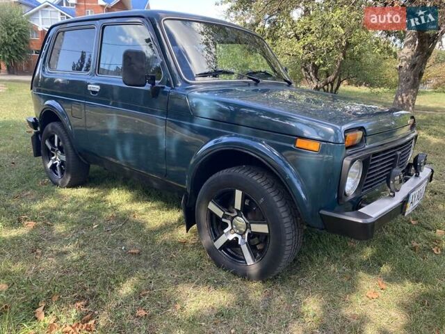Зелений ВАЗ 21214, об'ємом двигуна 1.7 л та пробігом 97 тис. км за 3600 $, фото 1 на Automoto.ua