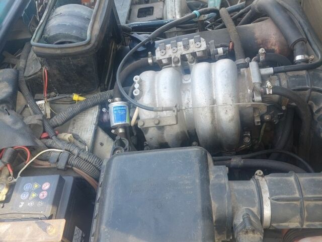 Зеленый ВАЗ 21214, объемом двигателя 1.7 л и пробегом 2 тыс. км за 3300 $, фото 1 на Automoto.ua