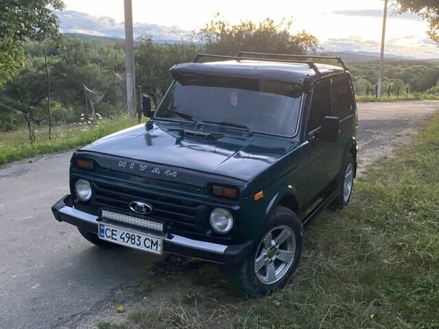 Зеленый ВАЗ 21214, объемом двигателя 1.7 л и пробегом 165 тыс. км за 3650 $, фото 1 на Automoto.ua