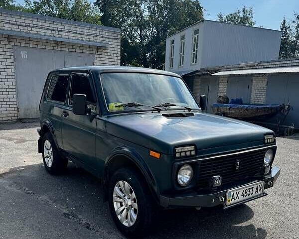 Зелений ВАЗ 21214, об'ємом двигуна 1.7 л та пробігом 142 тис. км за 4000 $, фото 1 на Automoto.ua