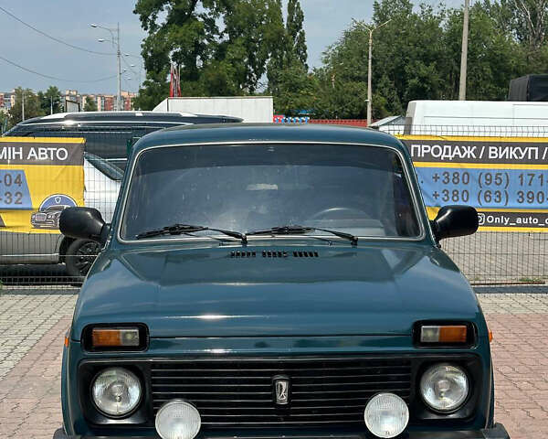 Зелений ВАЗ 21214, об'ємом двигуна 1.7 л та пробігом 205 тис. км за 2800 $, фото 1 на Automoto.ua