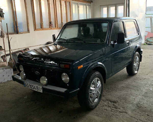 Зеленый ВАЗ 21214, объемом двигателя 1.7 л и пробегом 138 тыс. км за 2600 $, фото 1 на Automoto.ua