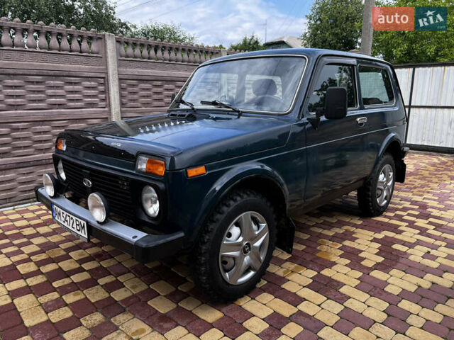 Зелений ВАЗ 21214, об'ємом двигуна 1.7 л та пробігом 80 тис. км за 4200 $, фото 1 на Automoto.ua