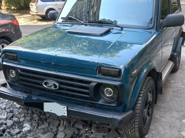 Зелений ВАЗ 21214, об'ємом двигуна 1.7 л та пробігом 160 тис. км за 4100 $, фото 1 на Automoto.ua