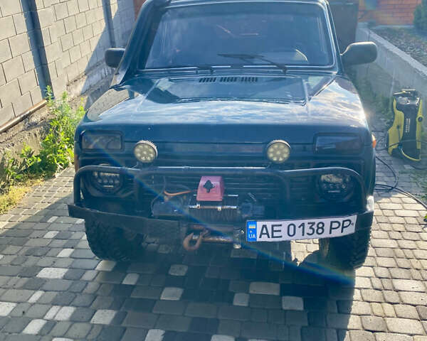 Зелений ВАЗ 21214, об'ємом двигуна 1.7 л та пробігом 120 тис. км за 5500 $, фото 1 на Automoto.ua