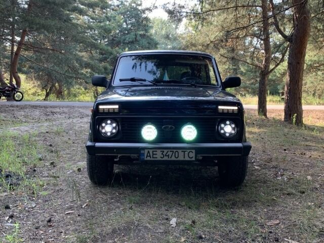 Зеленый ВАЗ 21214, объемом двигателя 1.7 л и пробегом 86 тыс. км за 8000 $, фото 1 на Automoto.ua