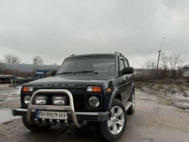 Зелений ВАЗ 21214, об'ємом двигуна 1.7 л та пробігом 170 тис. км за 3999 $, фото 1 на Automoto.ua