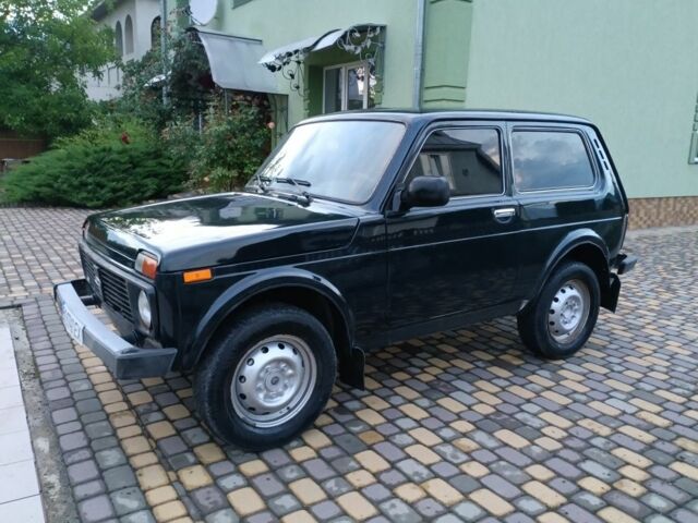 Зеленый ВАЗ 21214, объемом двигателя 1.7 л и пробегом 103 тыс. км за 3100 $, фото 1 на Automoto.ua