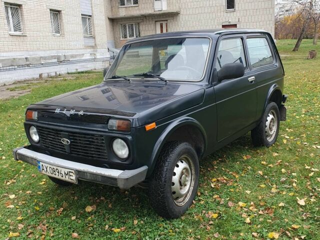 Зеленый ВАЗ 21214, объемом двигателя 1.7 л и пробегом 150 тыс. км за 3650 $, фото 1 на Automoto.ua